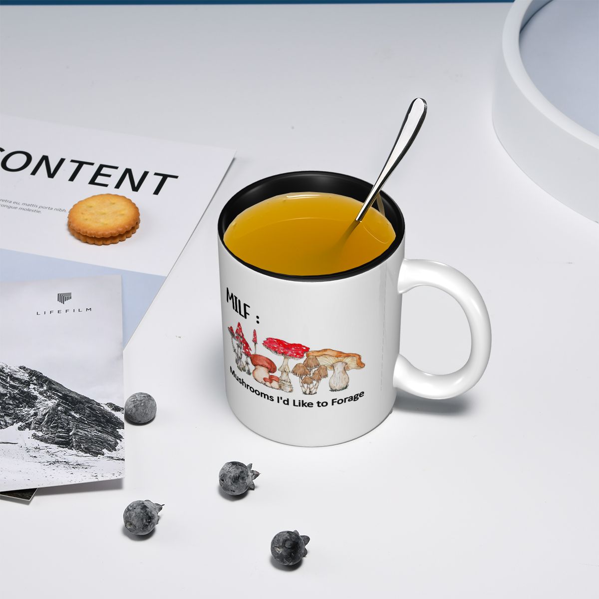 MILF Mantarları Toplamak İsted - Coffee Tea Like incelemesi ve fiyatı